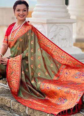 Designer mehendi green zari weaving work paithani silk saree 3