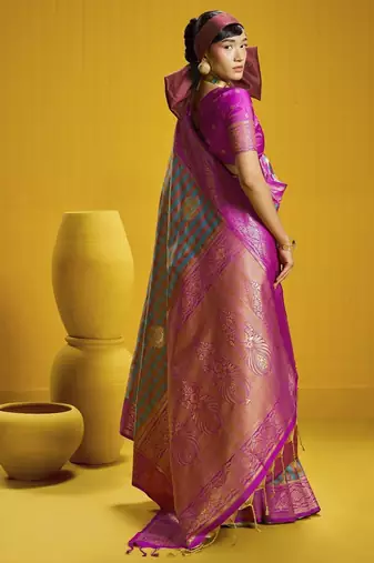  pure silk blend saree with checks pattern & matching blouse