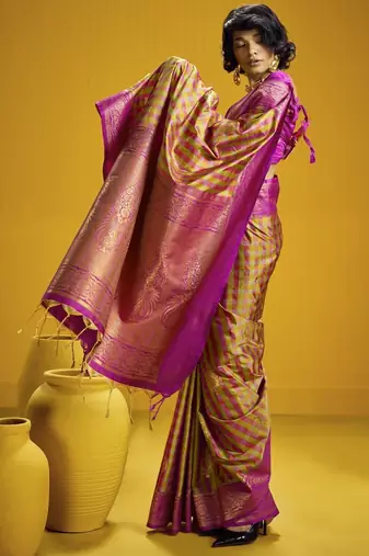  pure silk blend saree with checks pattern & matching blouse