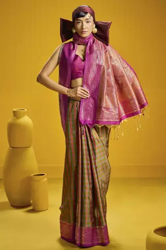  pure silk blend saree with checks pattern & matching blouse