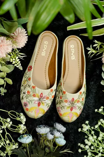 Embrace the artistry underfoot