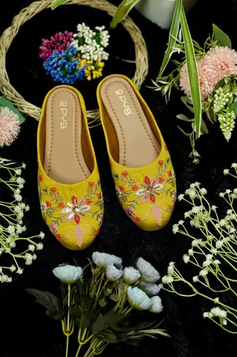 Embrace the artistry underfoot