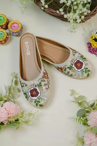 From festive gatherings to everyday ease