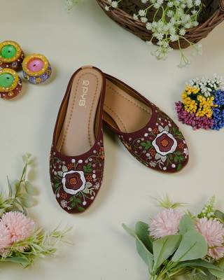 From festive gatherings to everyday ease 1