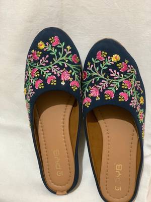 dark blue floral embroidered ethnic flats for women 2