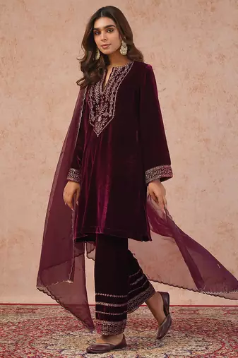 Womens embroidery salwar suit set with dupatta