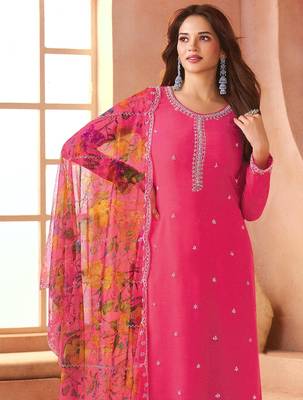 Magenta chiffon suit with digiral printed & beats  2