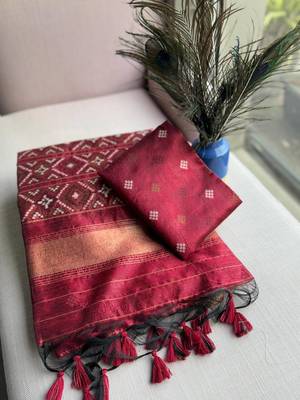 Black Color hand woven Patola art silk saree 1