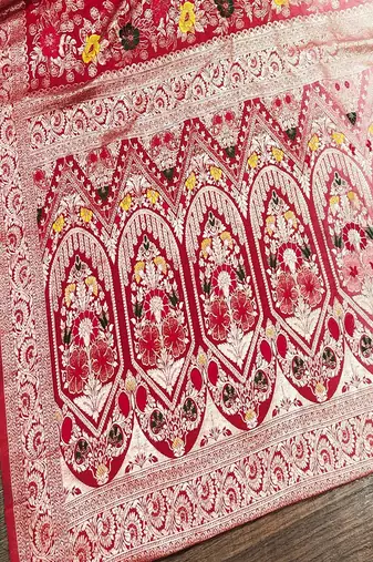 Red Color Zari Weaving Meenakari Border Viscose Dolla Silk Saree