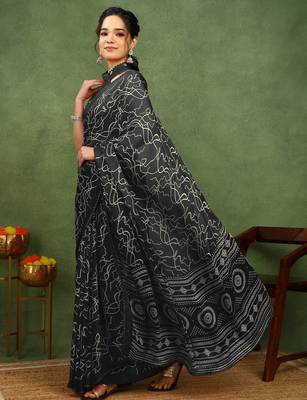 black chiffon saree with geometric print & unstitched blouse piece for women 3
