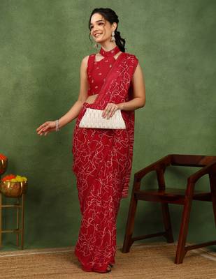 red chiffon saree with geometric print & unstitched blouse piece for women 4