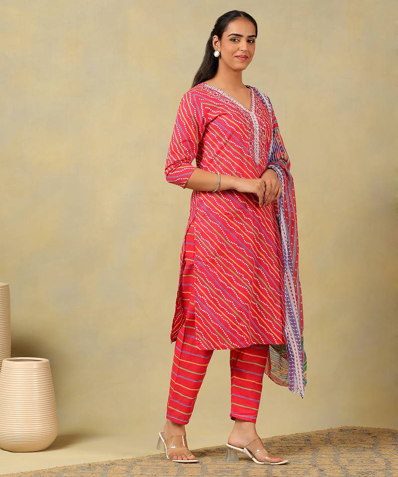 Crimson leheria fusion kurta set