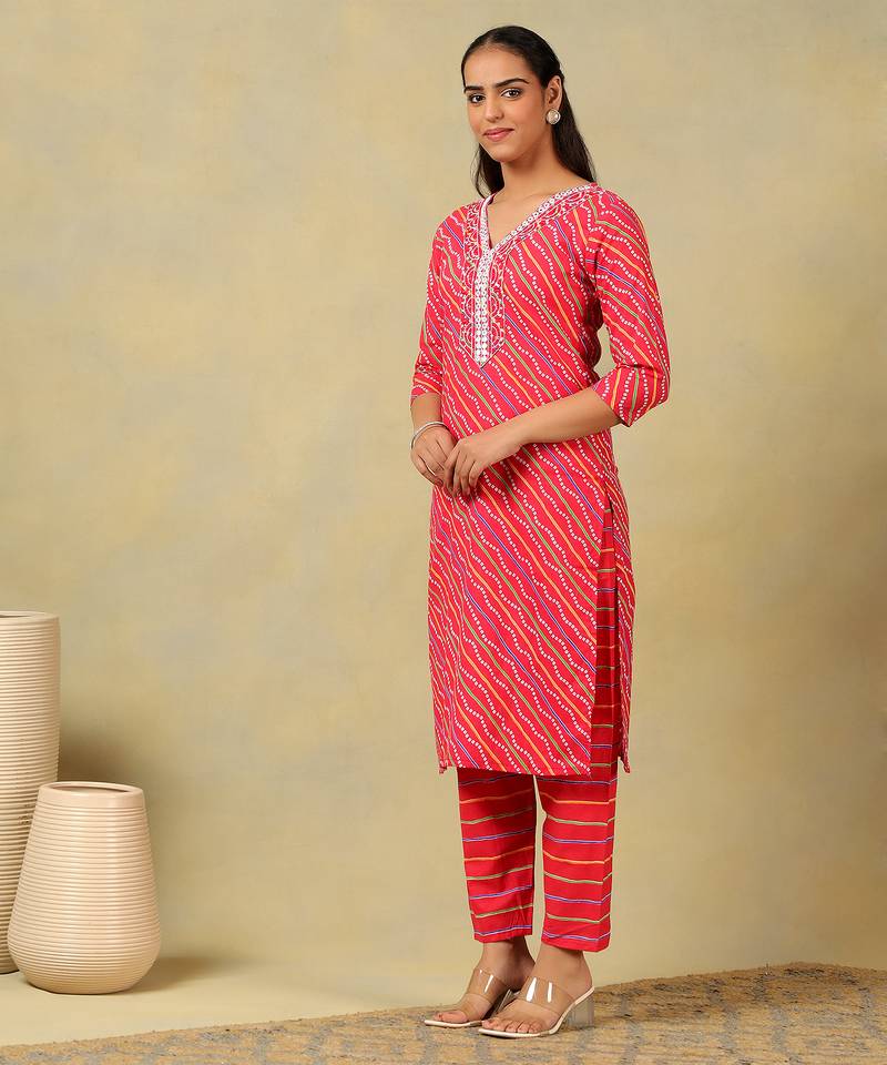 Crimson leheria fusion kurta set