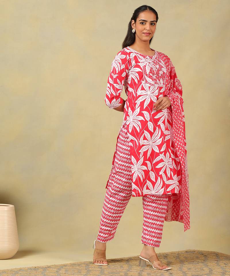 Saanjh lily floral motif kurta set