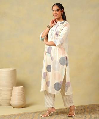 Pari pastel orb print suit set 4