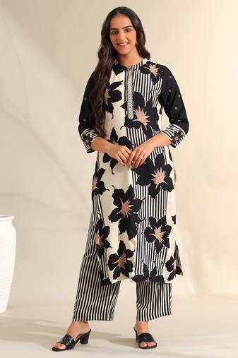Tara midnight bloom kurta set