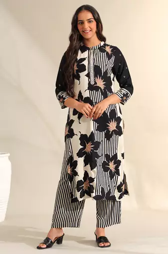 Tara midnight bloom kurta set