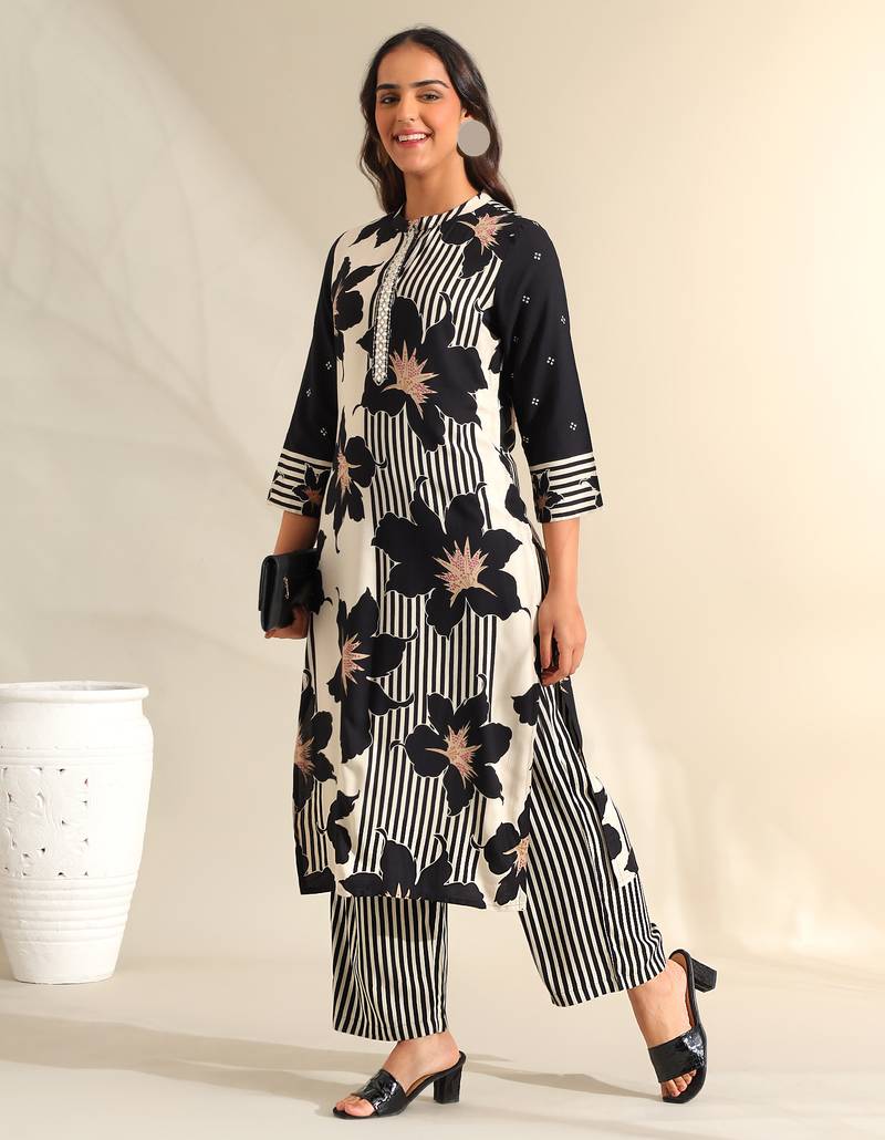 Tara midnight bloom kurta set