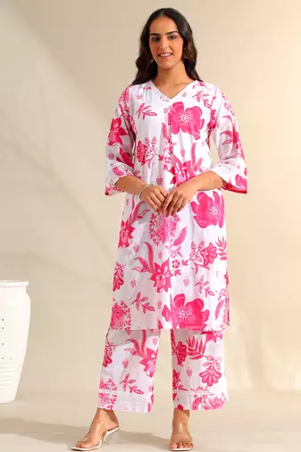 Jiya magenta bloom kurta set