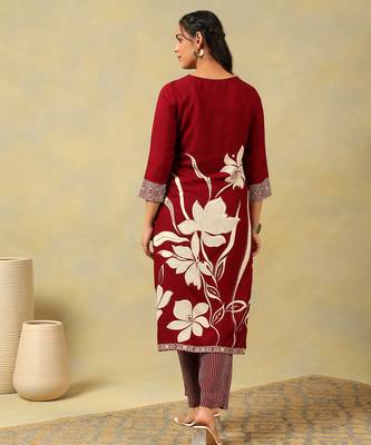 Ishani maroon lily kurta set 2