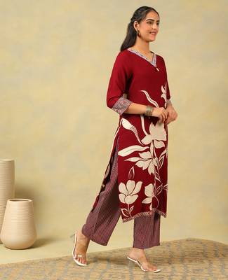 Ishani maroon lily kurta set 4