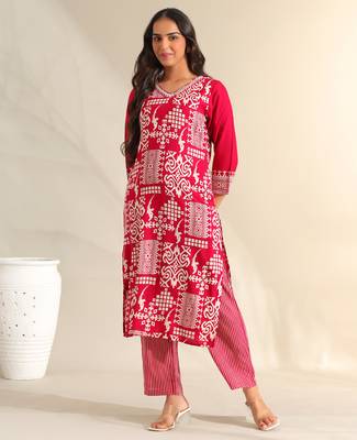Avni magenta mosaic kurta set 1
