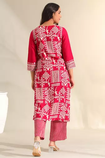 Avni magenta mosaic kurta set