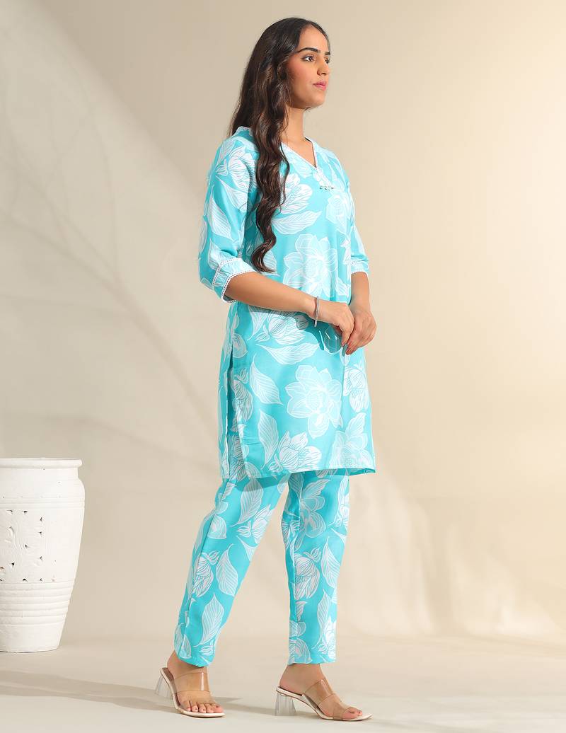 Ojasvi aqua botanical kurta set