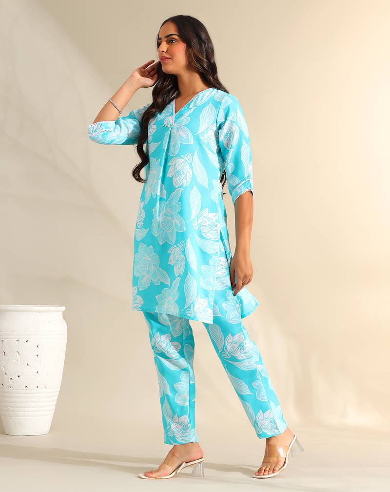 Ojasvi aqua botanical kurta set