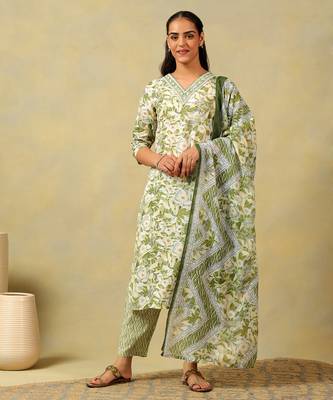 Navya olive foliage suit set 1