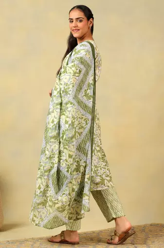 Navya olive foliage suit set