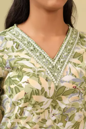 Navya olive foliage suit set