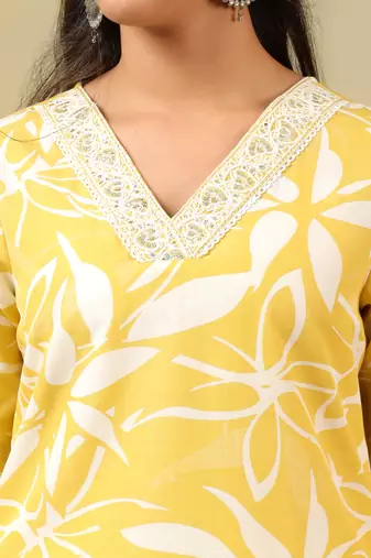 Rhea yellow leaf suit set