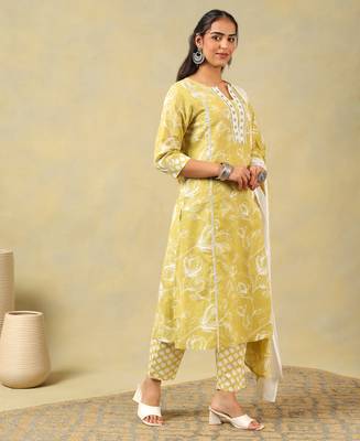 Edika olive-lime floral suit set 3