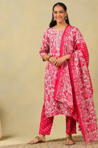 Ishwari rani rose suit set