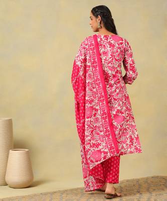 Ishwari rani rose suit set 2