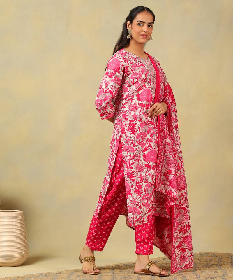 Ishwari rani rose suit set