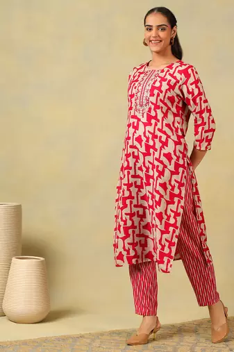 Sanaya deep rose abstract suit set