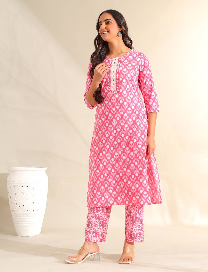 Amrita fuchsia garden suit set