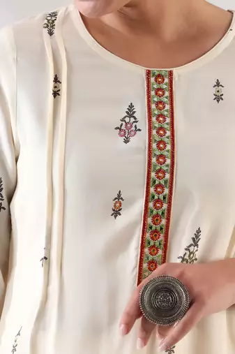 Vaanika co-ord set