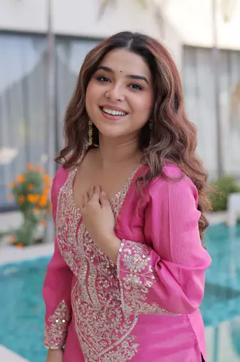 Pink ready made top pant set with batwa viscose sequins & zari embroidered kurti with roman pants