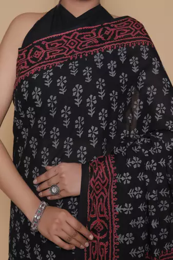 Kalamkari printed  cotton ethnic black saree for woman