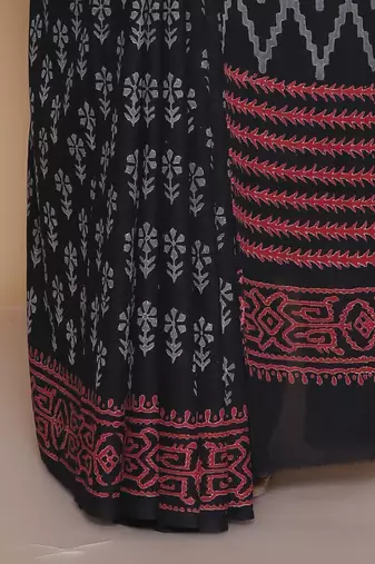 Kalamkari printed  cotton ethnic black saree for woman