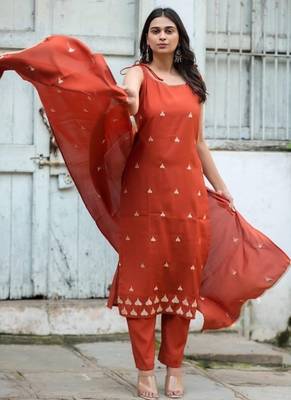 Floral embroidered  cotton boat neck brown kurta trouser & dupatta set 4