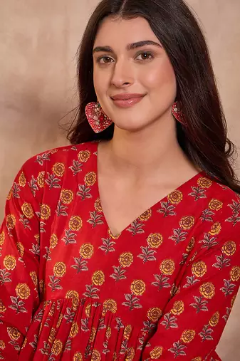 red cotton blend floral print flared tunic top