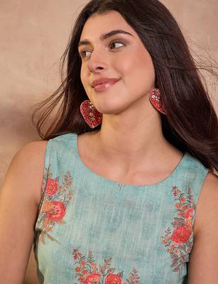 Women blue floral printed cotton blend tops 2
