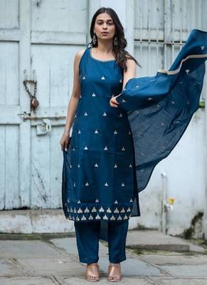 Floral embroidered  cotton boat neck blue kurta trouser & dupatta set 2