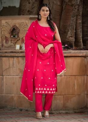 Floral embroidered cotton boat neck pink kurta trouser & dupatta set 2