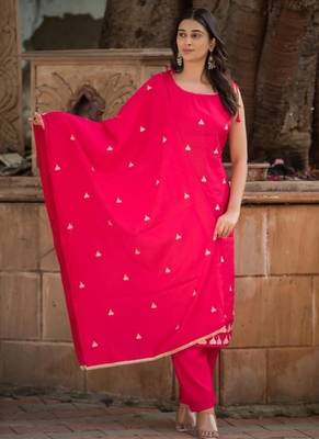 Floral embroidered cotton boat neck pink kurta trouser & dupatta set 3