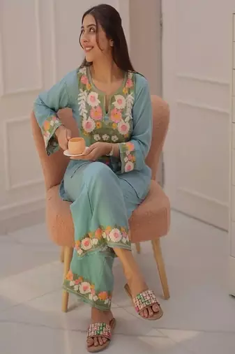 Floral embroidered pure cotton keyhole neck blue co ord set